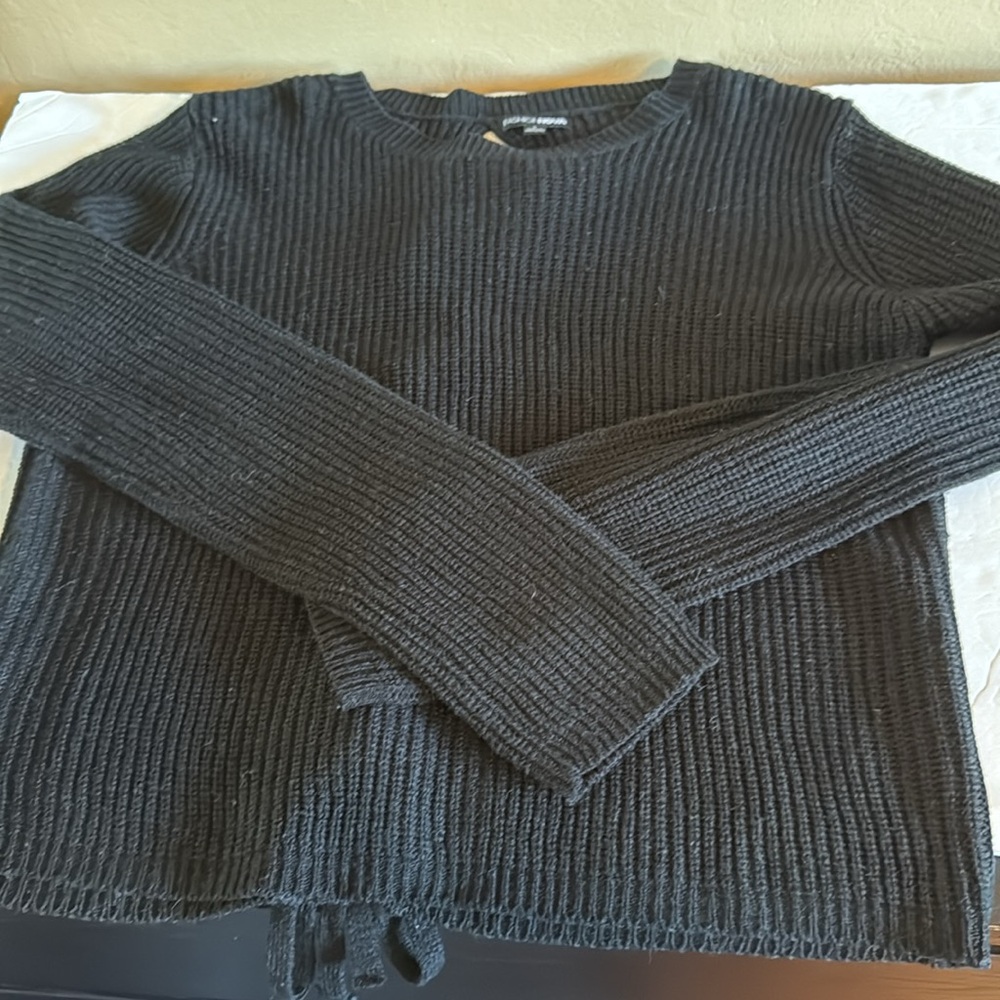 Fashion Nova Women’s Black Sweater Crisscross tie at Back New no tag Size Large - Picture 6 of 14